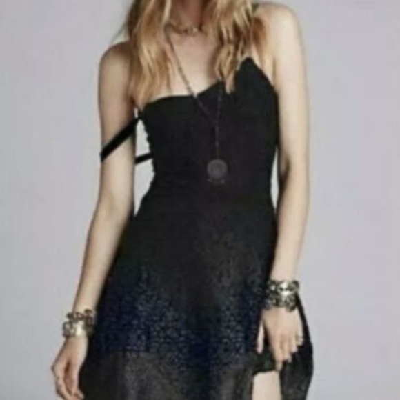 NEW Free People Black Lace Dress with Flocked Navy Blue Velvet Size XS - Picture 3 of 15